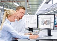 Soluzione per armadio di controllo Pogo Pin