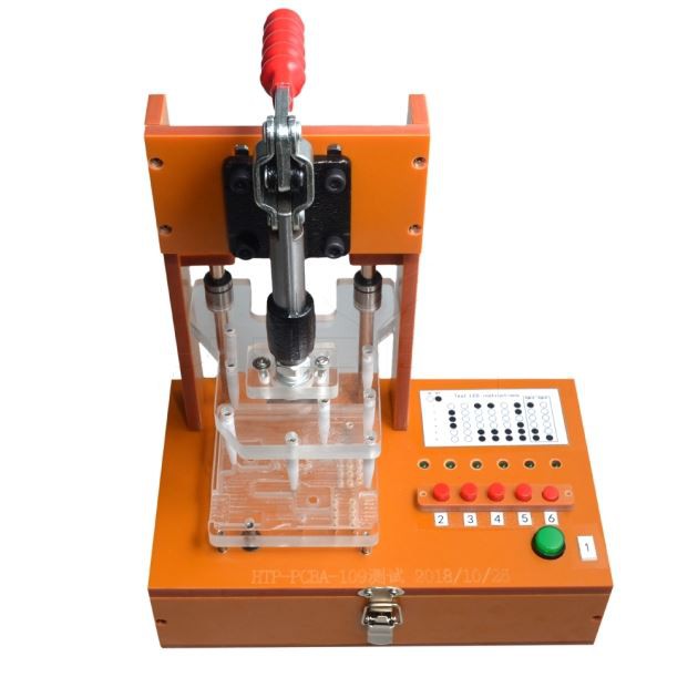 Apparecchio per il test delle maschere per il test dei pin Pogo